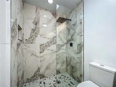 8781 S Lakeshore Drive Floral City Other City - In The State Of Florida FL 34436