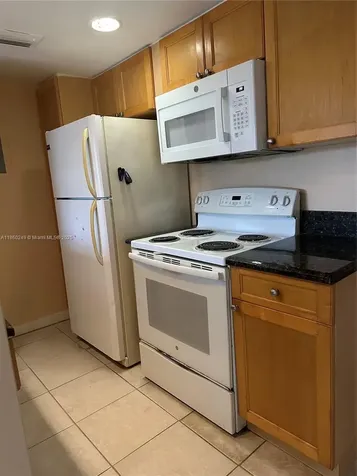 2313 NE 2nd Street Pompano Beach FL 33062