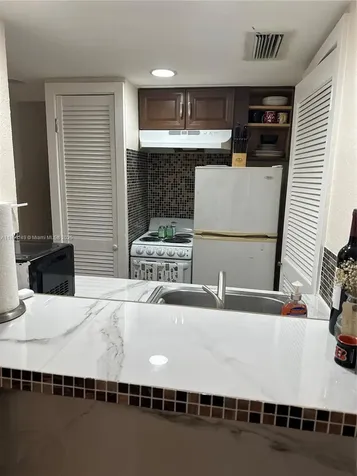 2313 NE 2nd Street Pompano Beach FL 33062