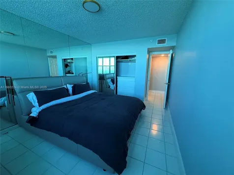 800 Claughton Island Drive Miami FL 33131