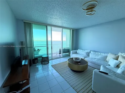 800 Claughton Island Drive Miami FL 33131
