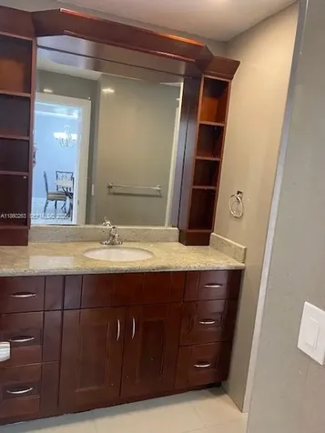 215 SE 3rd Avenue Hallandale Beach FL 33009