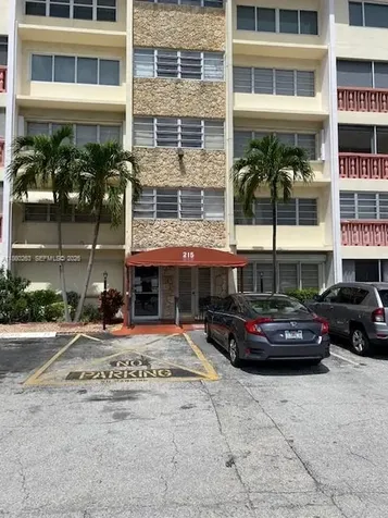 215 SE 3rd Avenue Hallandale Beach FL 33009
