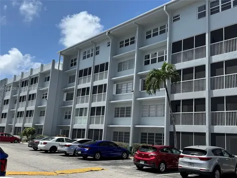 215 SE 3rd Avenue Hallandale Beach FL 33009