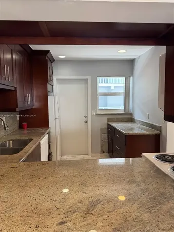 215 SE 3rd Avenue Hallandale Beach FL 33009
