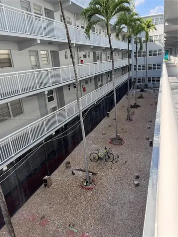 215 SE 3rd Avenue Hallandale Beach FL 33009