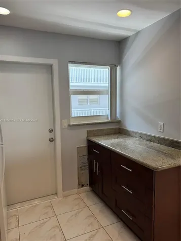 215 SE 3rd Avenue Hallandale Beach FL 33009