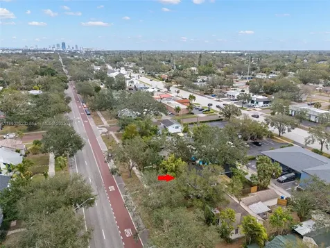 4536 1st Avenue N St Petersburg FL 33713