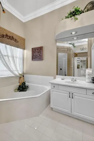 18840 NW 23rd Place Pembroke Pines FL 33029