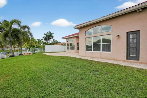 18840 NW 23rd Place Pembroke Pines FL 33029