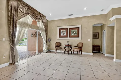 18840 NW 23rd Place Pembroke Pines FL 33029