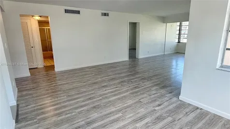 19001 NE 14th Avenue Miami FL 33179