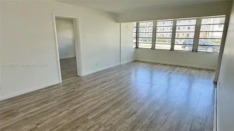 19001 NE 14th Avenue Miami FL 33179