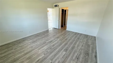 19001 NE 14th Avenue Miami FL 33179