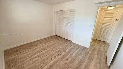 19001 NE 14th Avenue Miami FL 33179