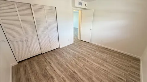 19001 NE 14th Avenue Miami FL 33179