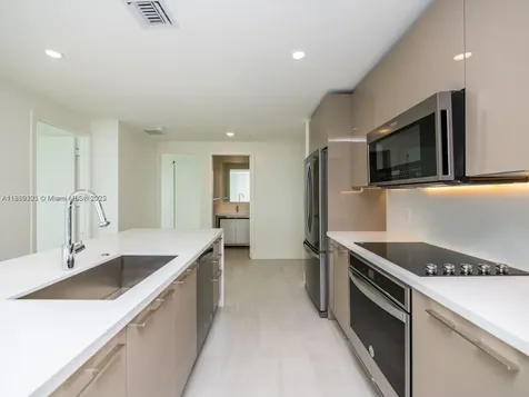 2000 Metropica Way Sunrise FL 33323