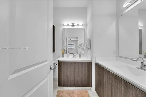 487 SW 91st Avenue Miami FL 33174