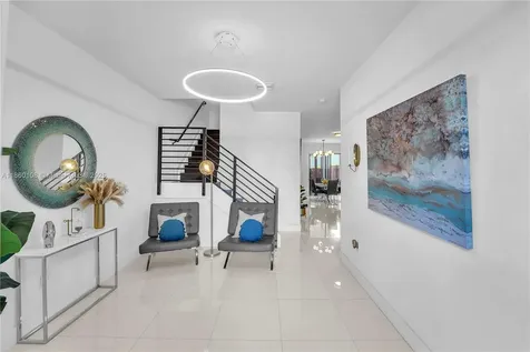 487 SW 91st Avenue Miami FL 33174