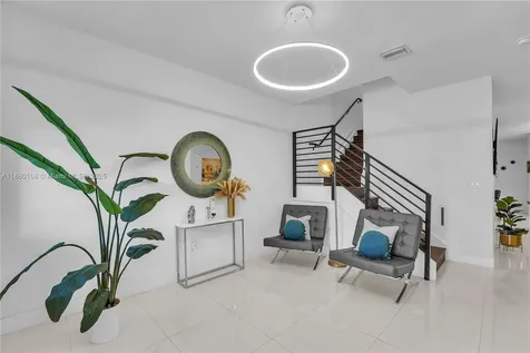 487 SW 91st Avenue Miami FL 33174