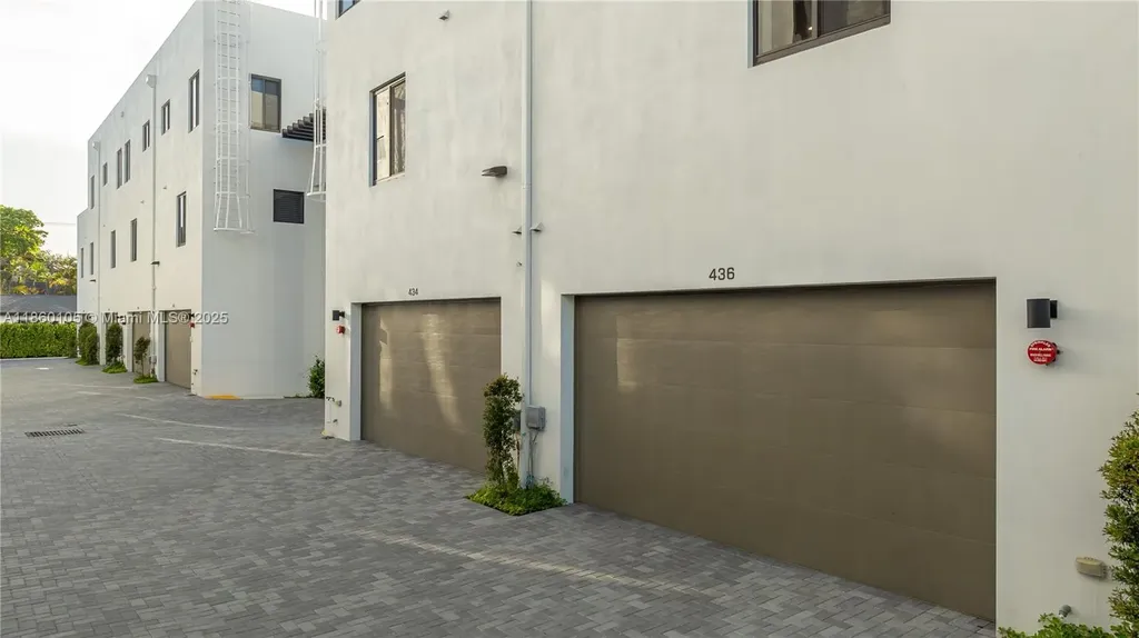 436 SE 12th Court Fort Lauderdale FL 33316