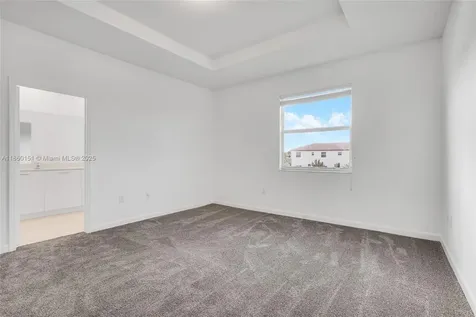 12609 NW 23rd Place Miami FL 33167