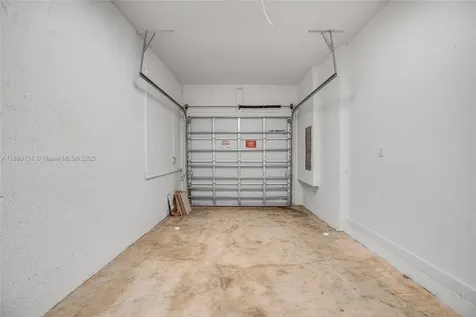12609 NW 23rd Place Miami FL 33167