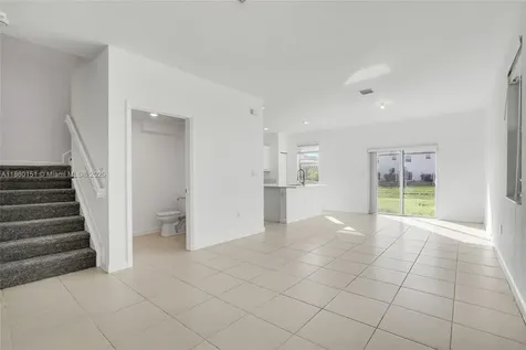 12609 NW 23rd Place Miami FL 33167