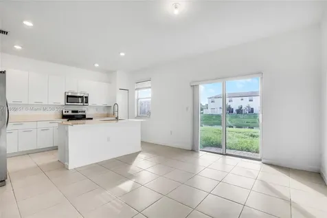 12609 NW 23rd Place Miami FL 33167