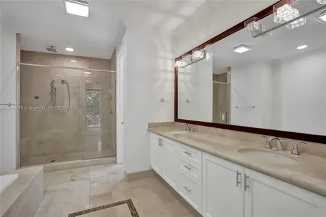 1115 NE 14th Avenue Fort Lauderdale FL 33304