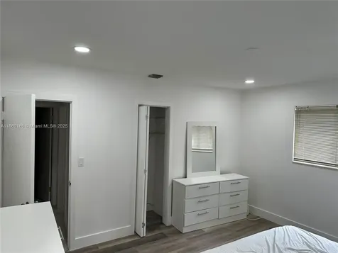 1691 NE 177th Street North Miami Beach FL 33162