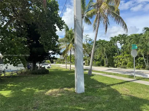 1691 NE 177th Street North Miami Beach FL 33162