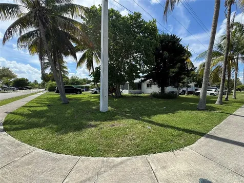 1691 NE 177th Street North Miami Beach FL 33162