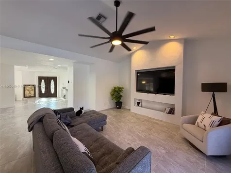 3950 NW 73rd Avenue Lauderhill FL 33319