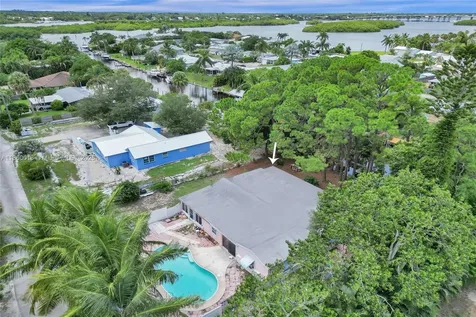 23 SW Watercress Way Stuart FL 34994