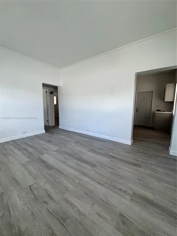 568 E 49th Street Hialeah FL 33013