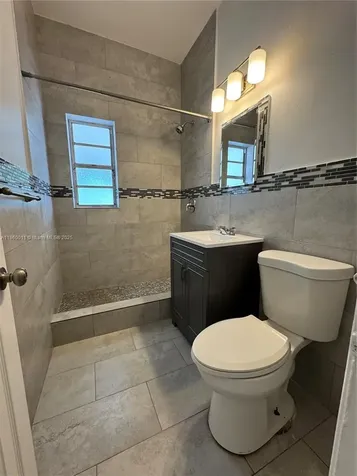 568 E 49th Street Hialeah FL 33013