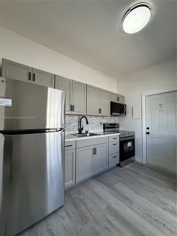 568 E 49th Street Hialeah FL 33013