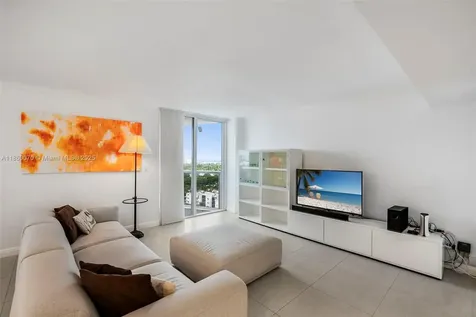 2401 Collins Avenue Miami Beach FL 33140