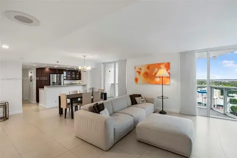 2401 Collins Avenue Miami Beach FL 33140