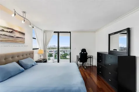 2401 Collins Avenue Miami Beach FL 33140