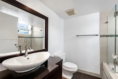 2401 Collins Avenue Miami Beach FL 33140
