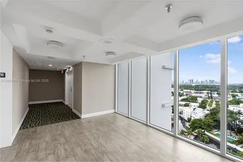 2401 Collins Avenue Miami Beach FL 33140