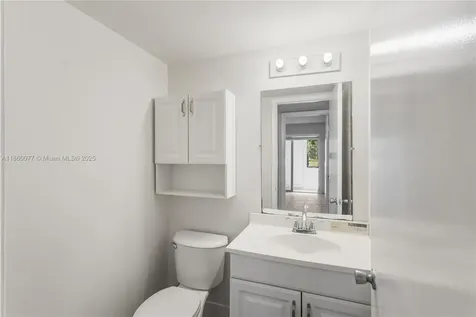 251 SW 132 Way Pembroke Pines FL 33027