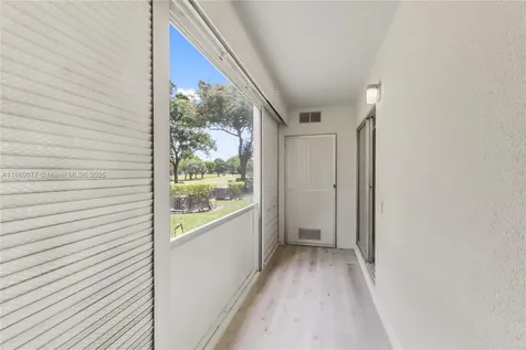 251 SW 132 Way Pembroke Pines FL 33027