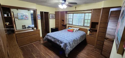 18959 NW 63rd Court Circle Hialeah FL 33015
