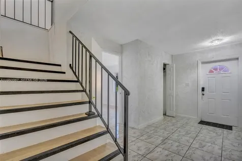 94 Pleasant Hill Lane Tamarac FL 33319