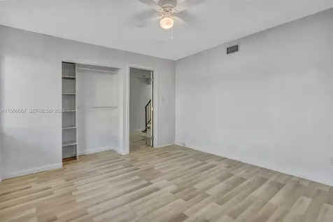 94 Pleasant Hill Lane Tamarac FL 33319