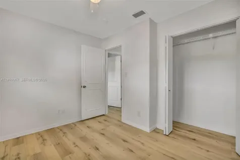 94 Pleasant Hill Lane Tamarac FL 33319