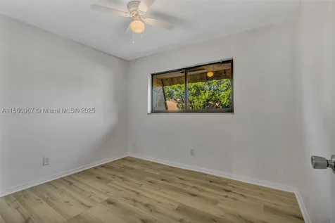 94 Pleasant Hill Lane Tamarac FL 33319